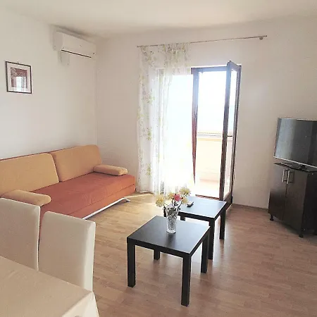 1 Bedroom Apartment 55 M2 Rtina Exterior photo